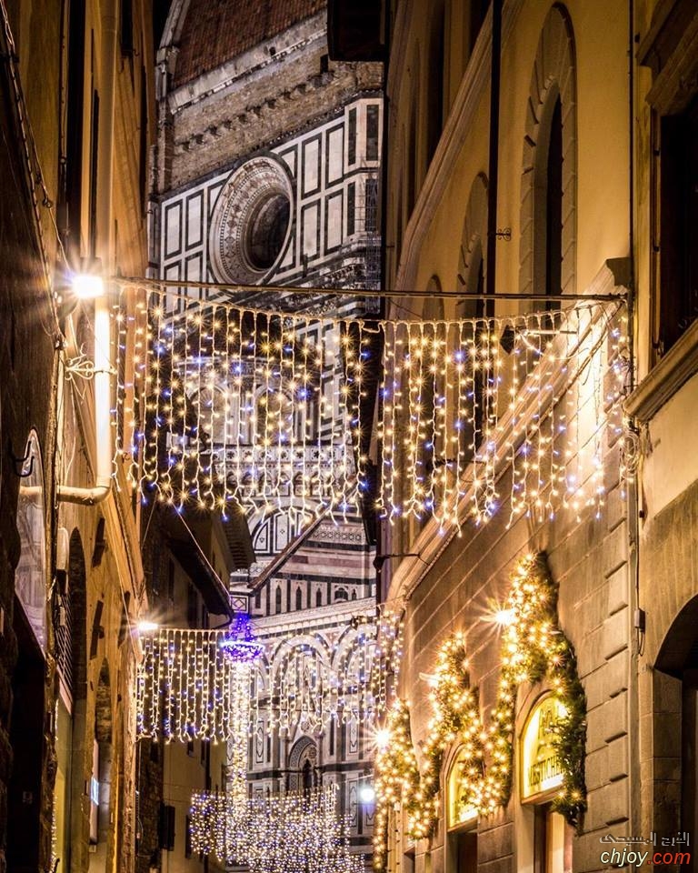 Florence, Italy ~ Christmas lights 