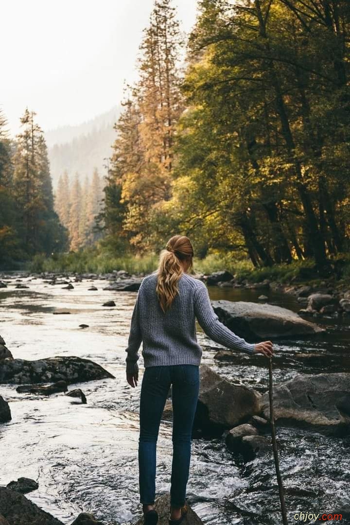 Il suffit davancer pour vivre 